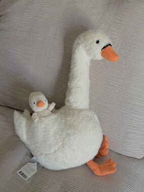 Jellycat Featherful Sean NWT HTF